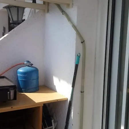 Comme Chez Vous Troisieme Etages Sans Ascenseur Equipe Climatisation