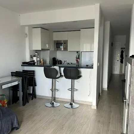 Comme Chez Vous Troisieme Etages Sans Ascenseur Equipe Climatisation Apartment *