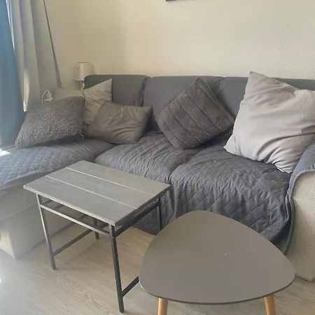 Comme Chez Vous Troisieme Etages Sans Ascenseur Equipe Climatisation Et Linge De Maison Inclus Empuriabrava