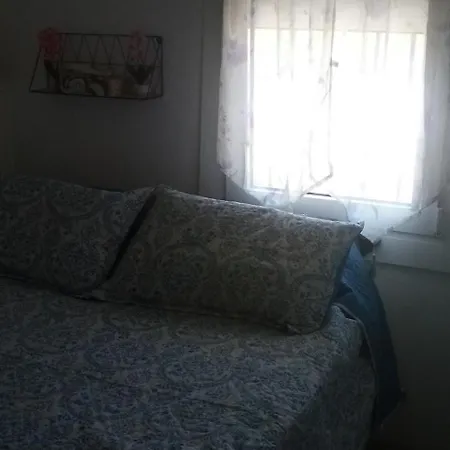 Comme Chez Vous Troisieme Etages Sans Ascenseur Equipe Climatisation Appartamento